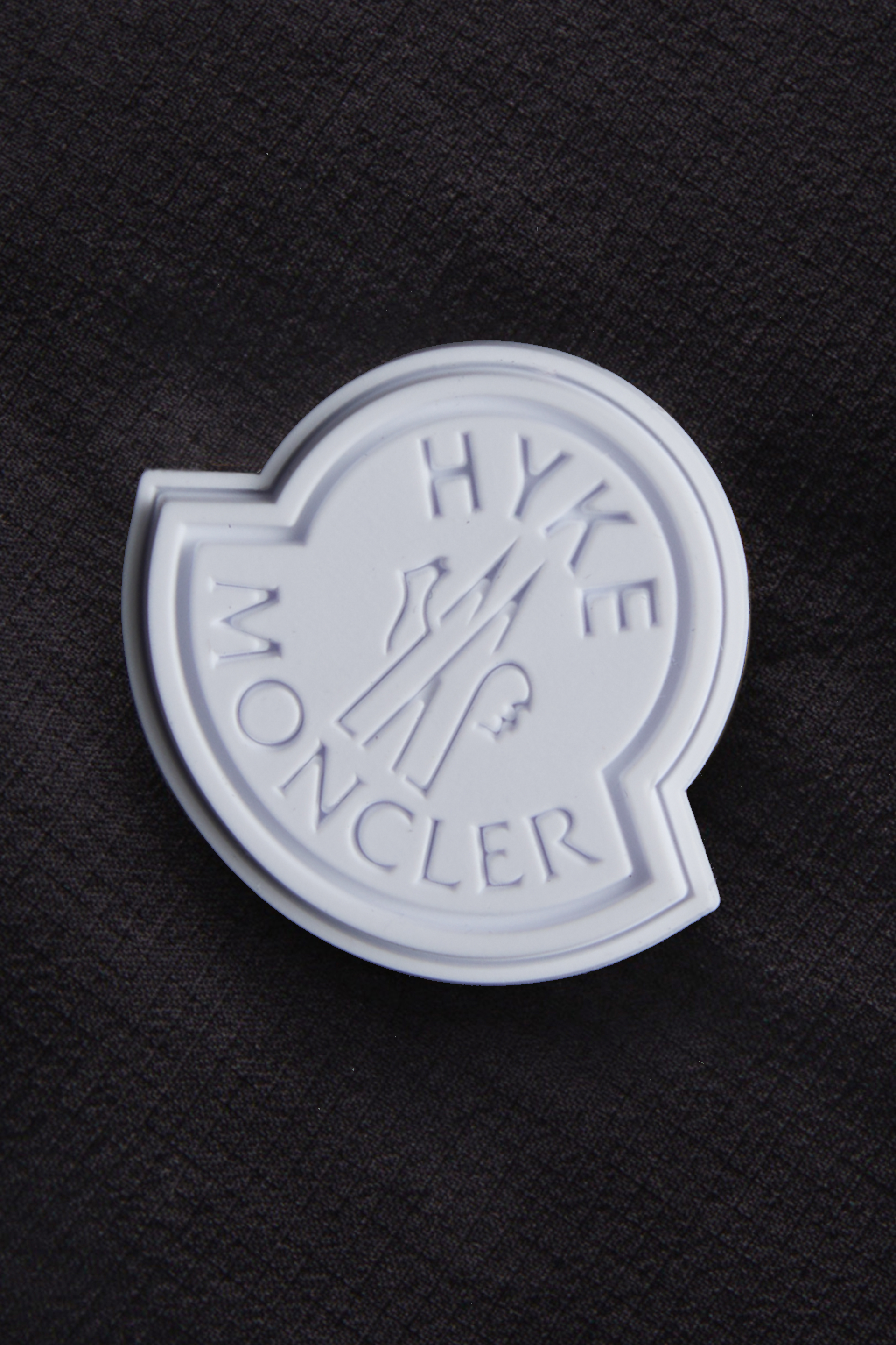 男女款拉绳围巾深蓝色– 4 Moncler Hyke – Genius | Moncler 盟可睐