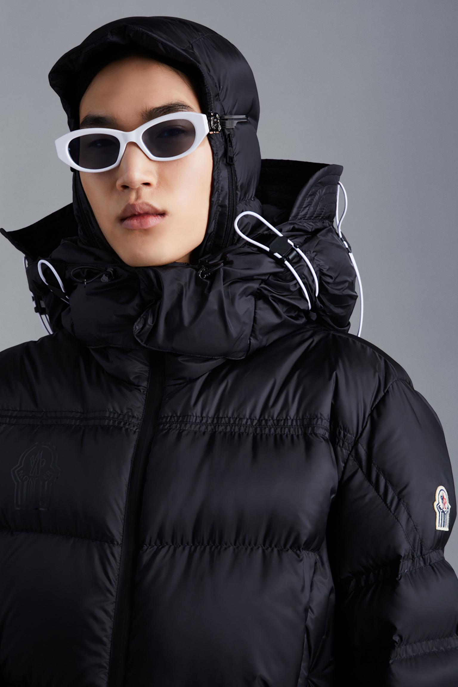 swipe 2椭圆形太阳镜 光学白 – moncler   gentle monster – genius