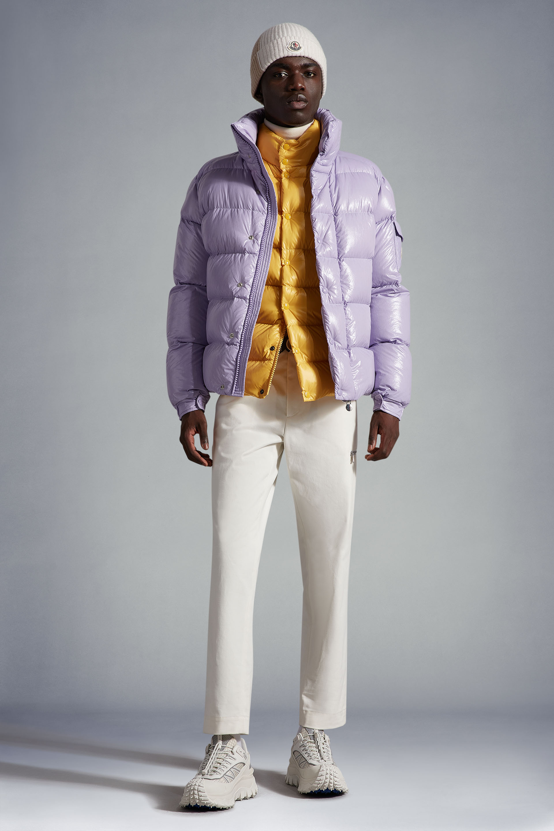 Moncler Maya 70冬季短款男士羽绒服夹克外套薰衣草紫色– 短款羽绒服