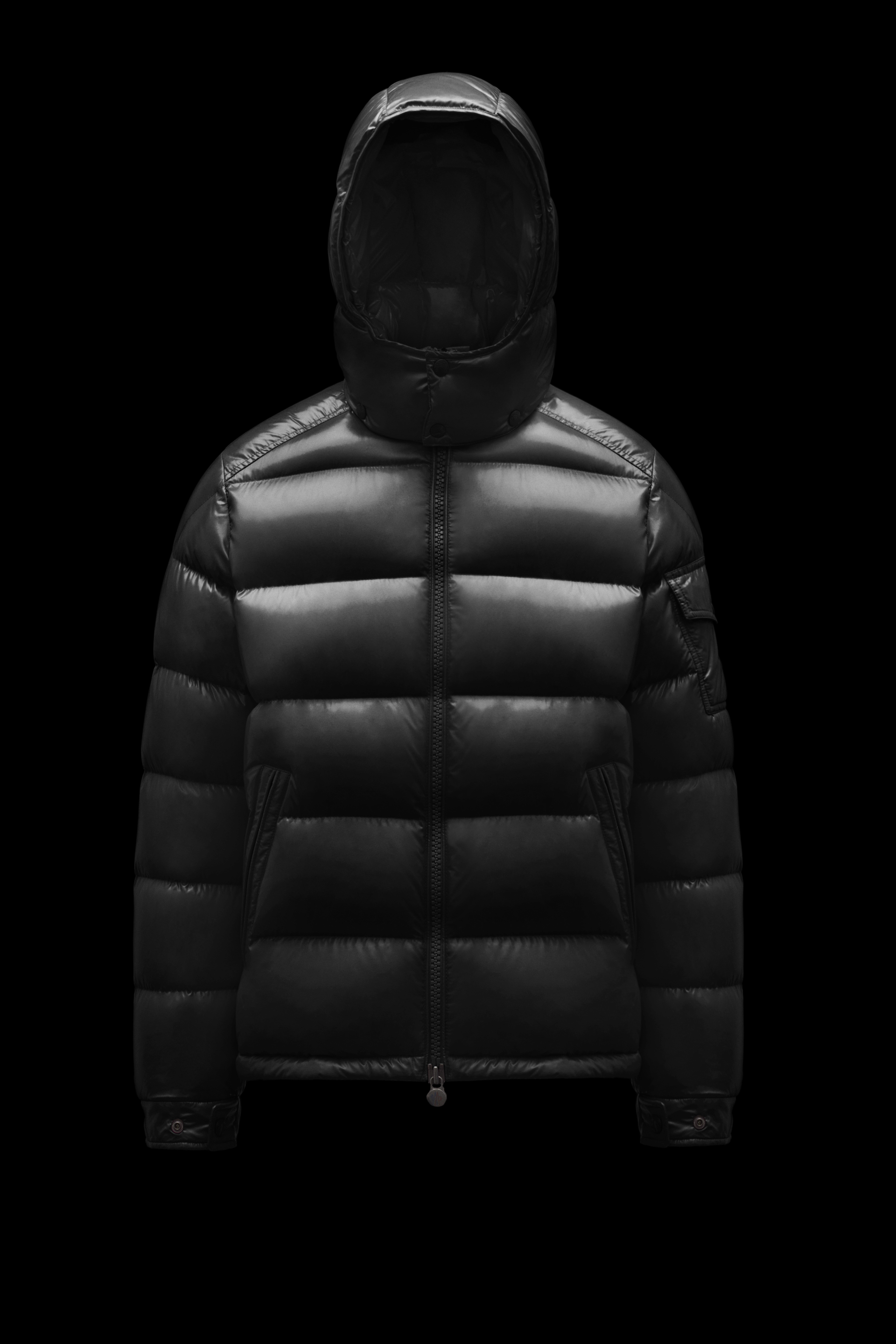 Moncler Maya冬季短款男士羽绒服夹克外套星钻黑– 短款羽绒服– 男装