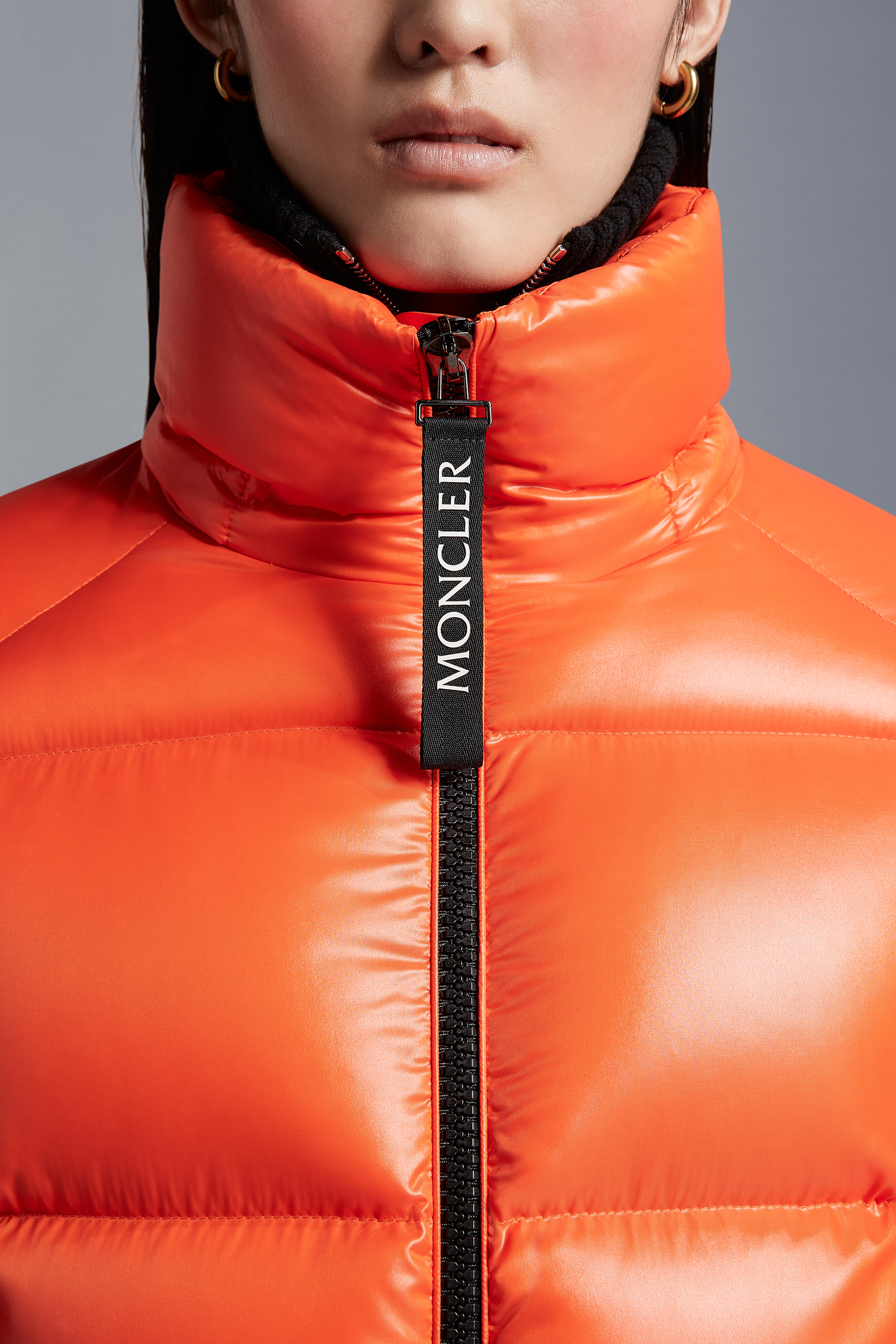 Dinarka冬季短款女士羽绒服夹克外套亮橙色– 短款羽绒服– 女装| Moncler 