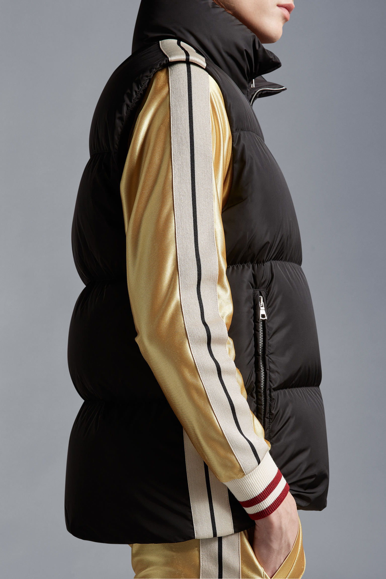 rodman男女款羽绒马甲 黑色 – moncler x palm ange