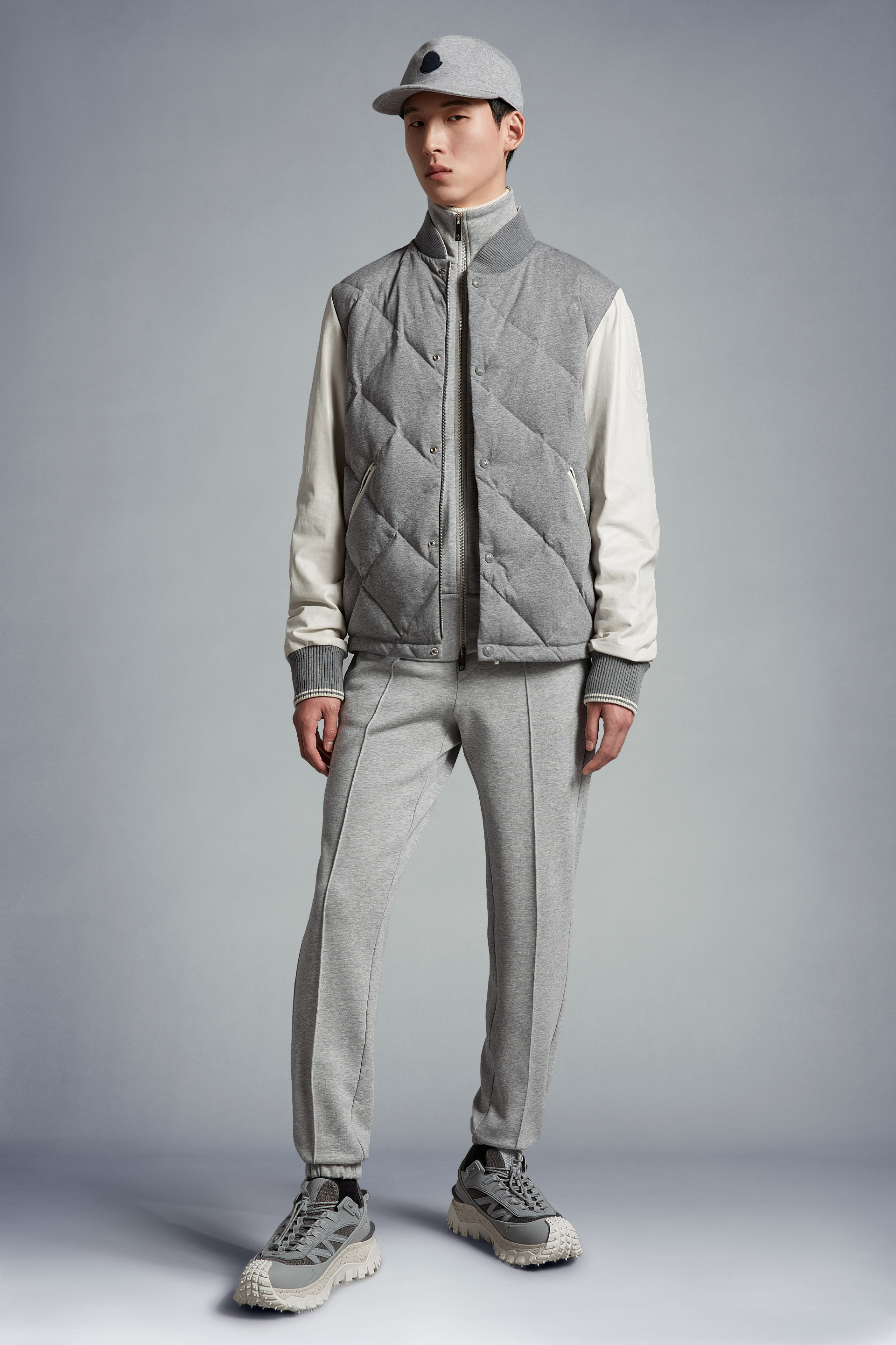 Moncler 盟可睐中国官方网站- 羽绒服，外套，卫衣，风衣，夹克