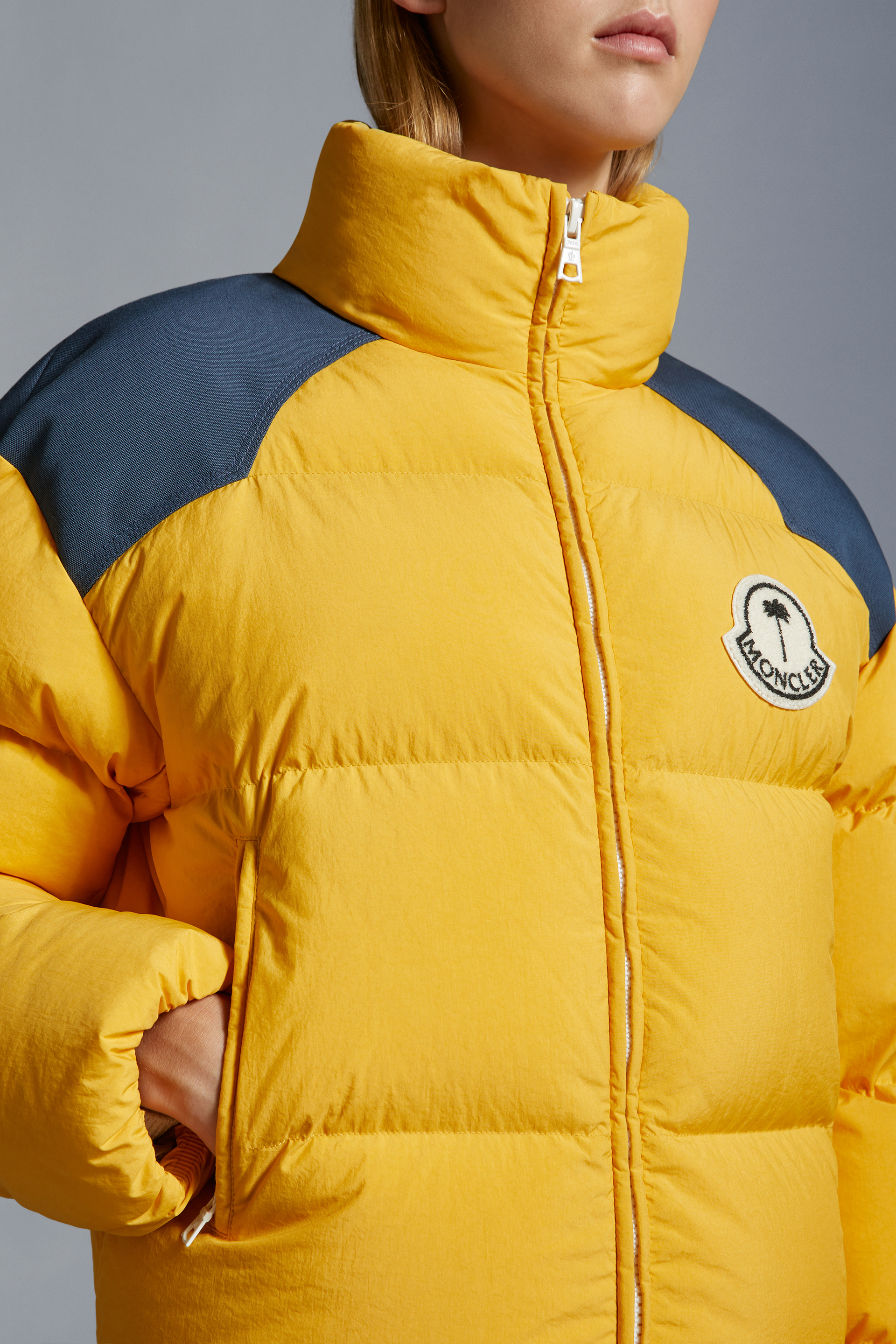 Nevis男女款短款羽绒服夹克外套– Moncler x Palm Angels