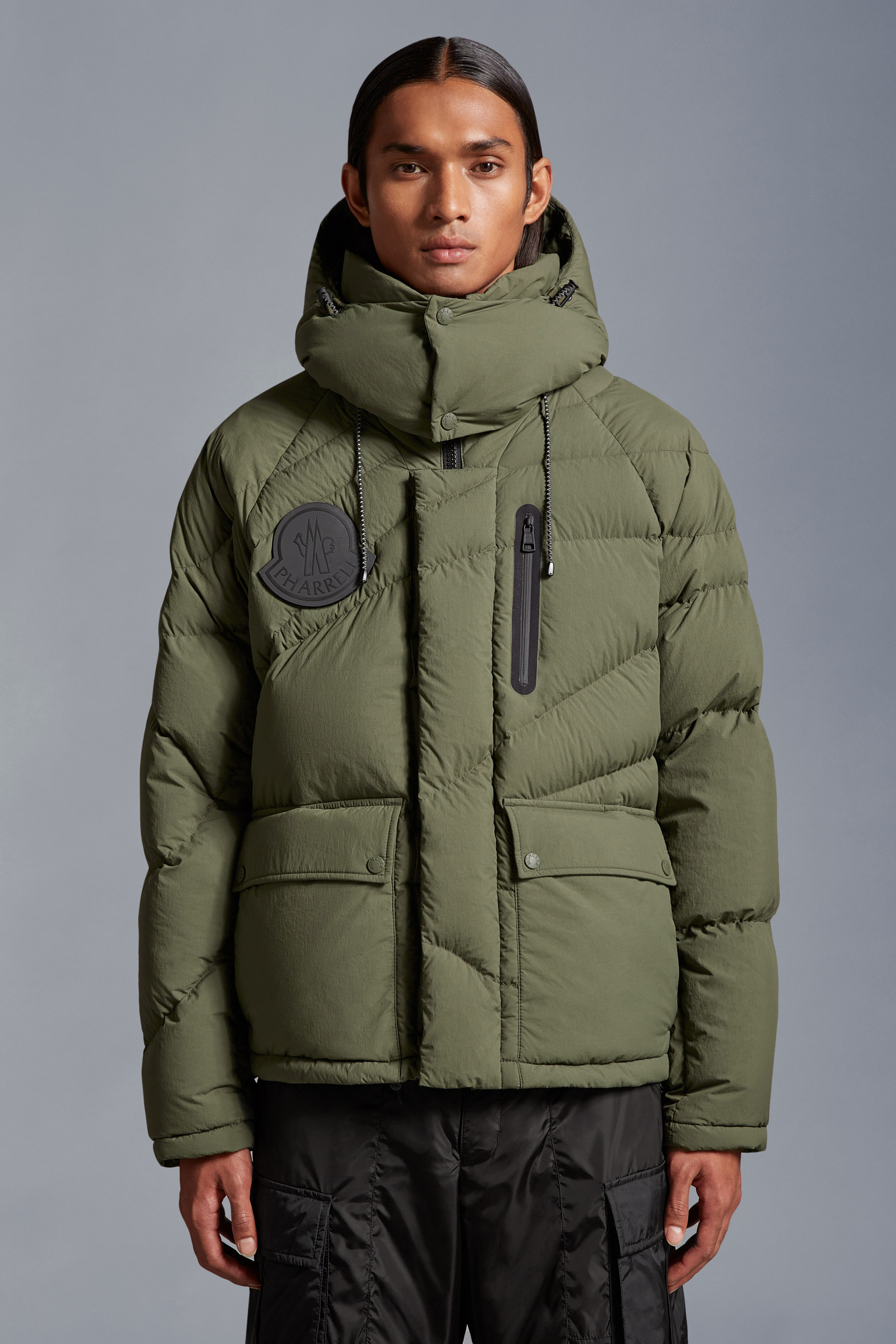 秋冬新品Chestnut男女款可拆卸兜帽短款羽绒服夹克外套– Moncler x 