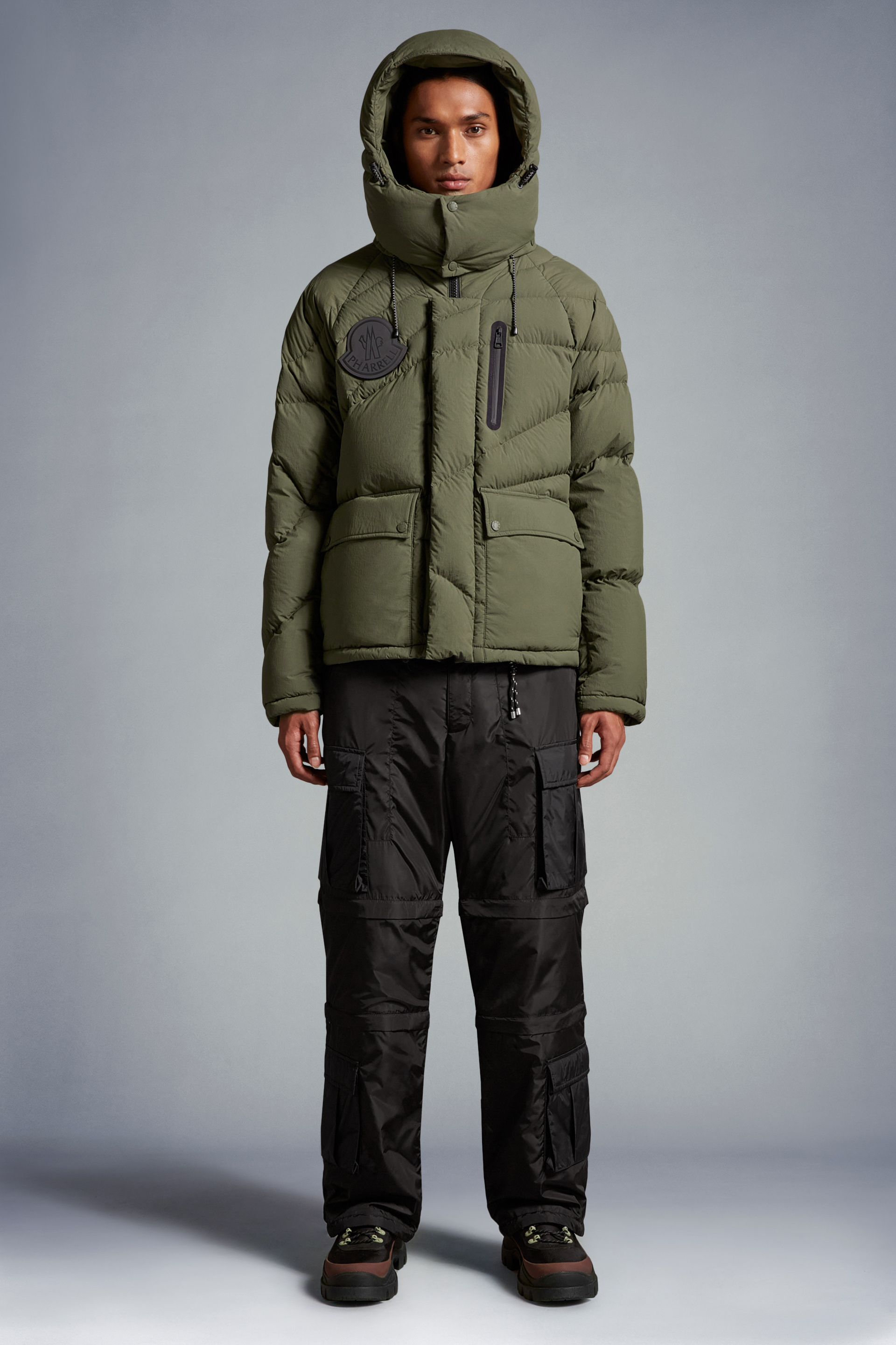 秋冬新品Chestnut男女款可拆卸兜帽短款羽绒服夹克外套– Moncler x 