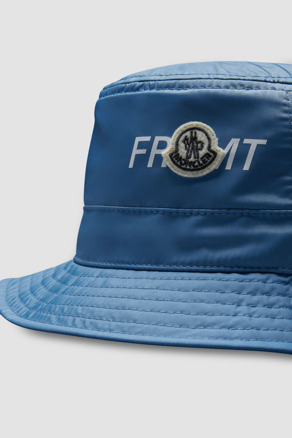 蓝色的Logo渔夫帽- Moncler