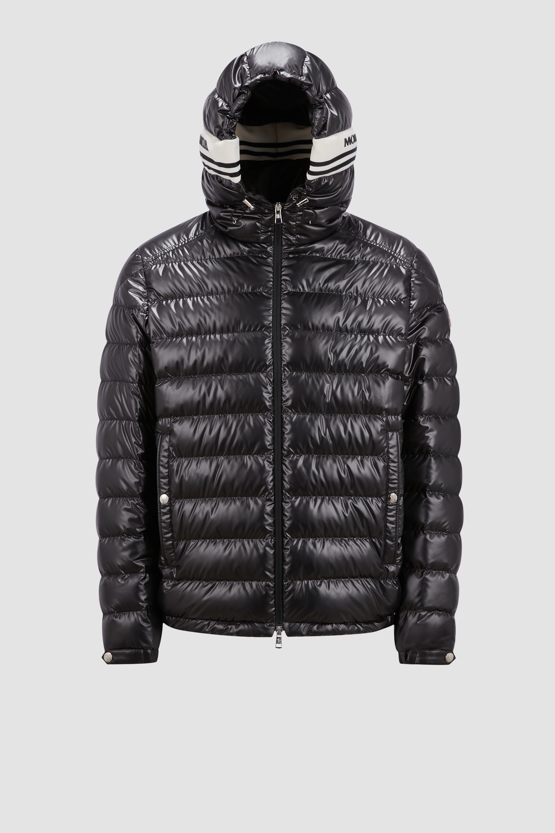 Moncler 盟可睐中国官方网站- 羽绒服，外套，卫衣，风衣，夹克