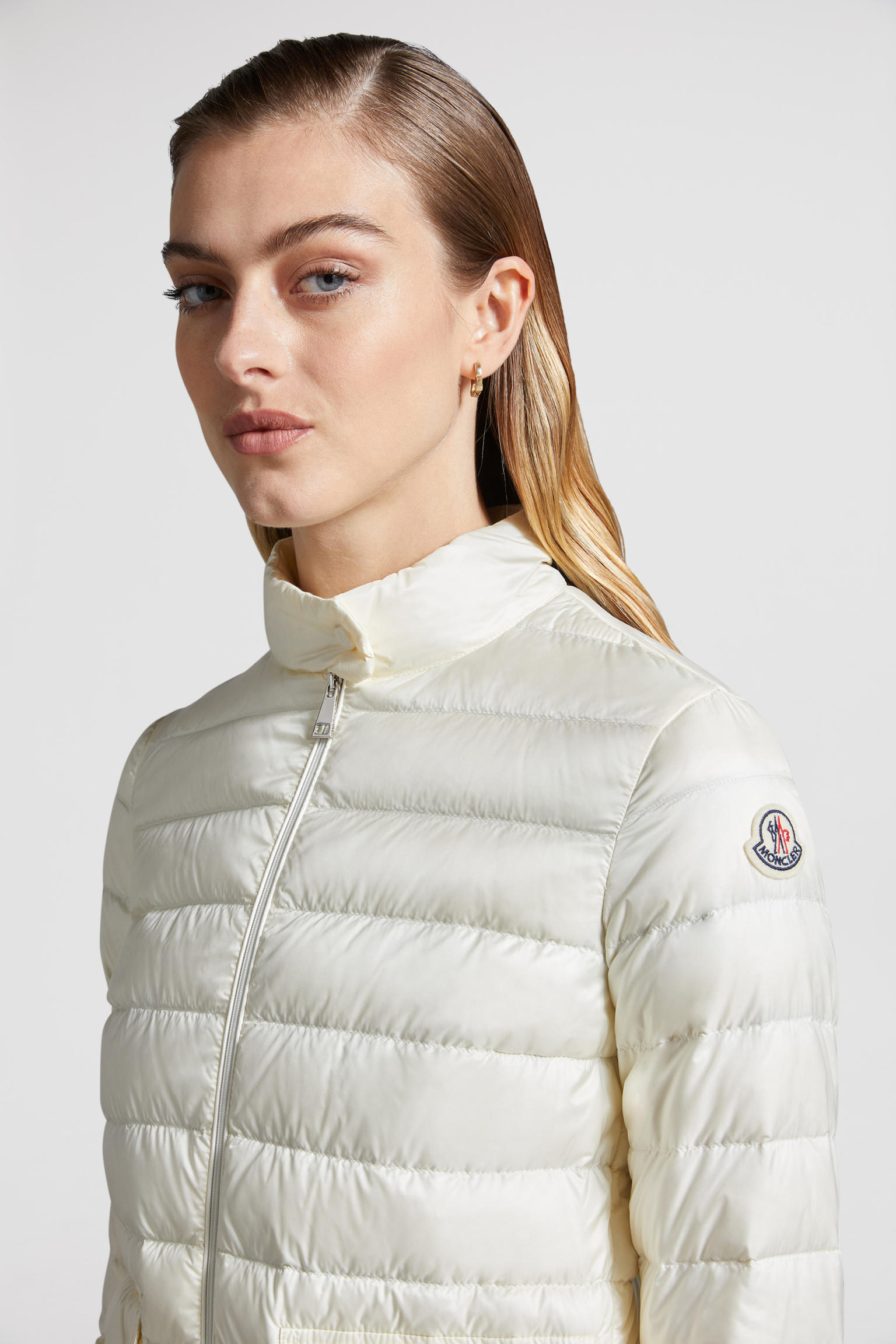 lans短款女士羽绒服夹克外套 白色 – 短款羽绒服 – 女装 | moncler