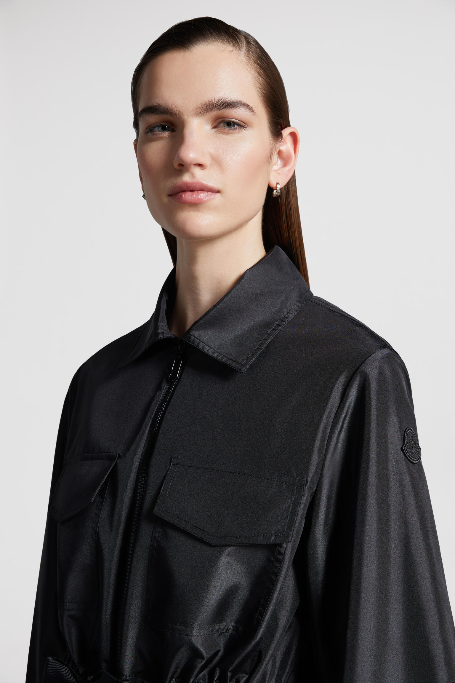 deipilo女士户外夹克 黑色 – 薄款外套和风衣 – 女装 | moncler