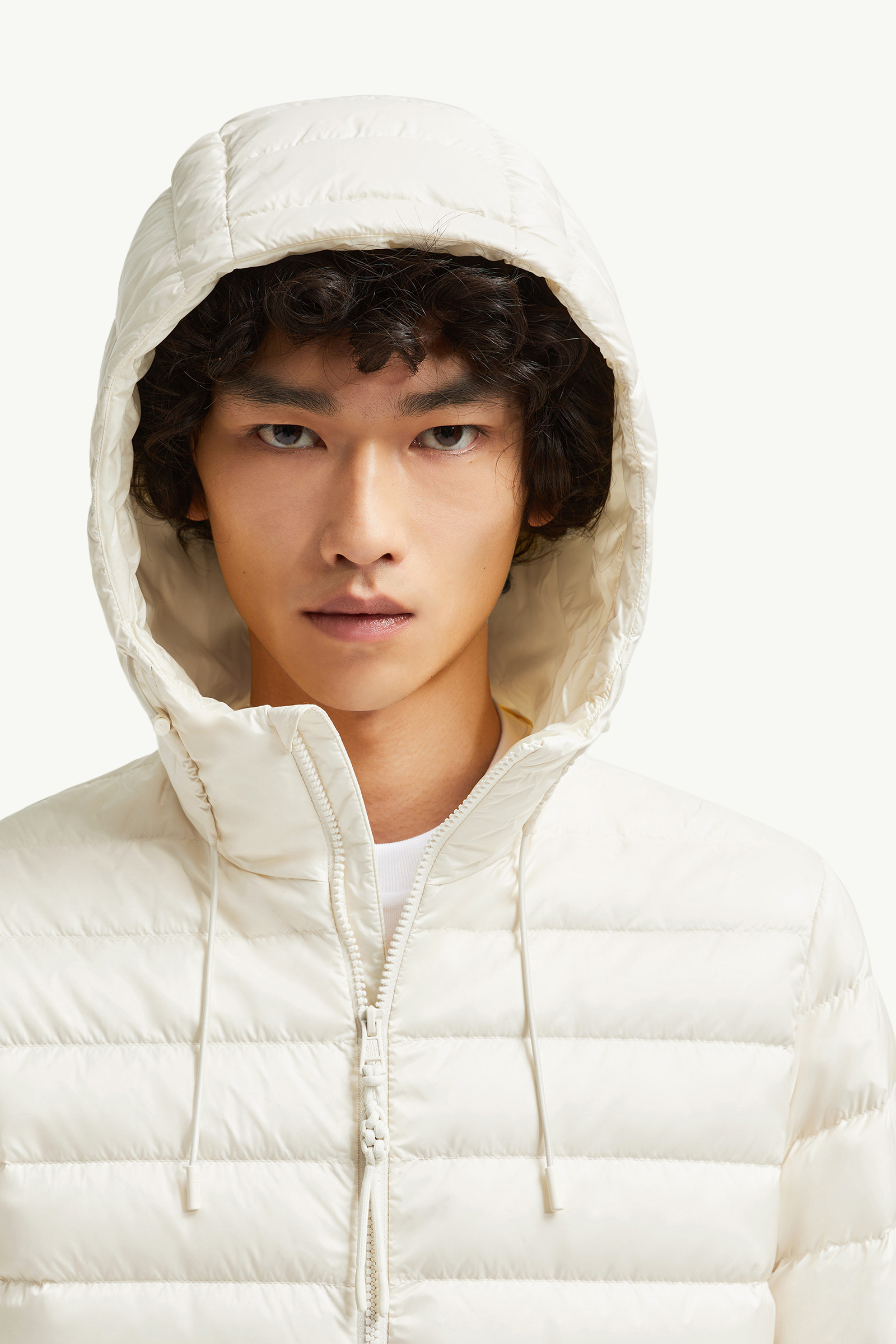 MONCLER ホワイト 140センチ MONCLER モンクレール メンズ ナイロンジャケット CARLES
