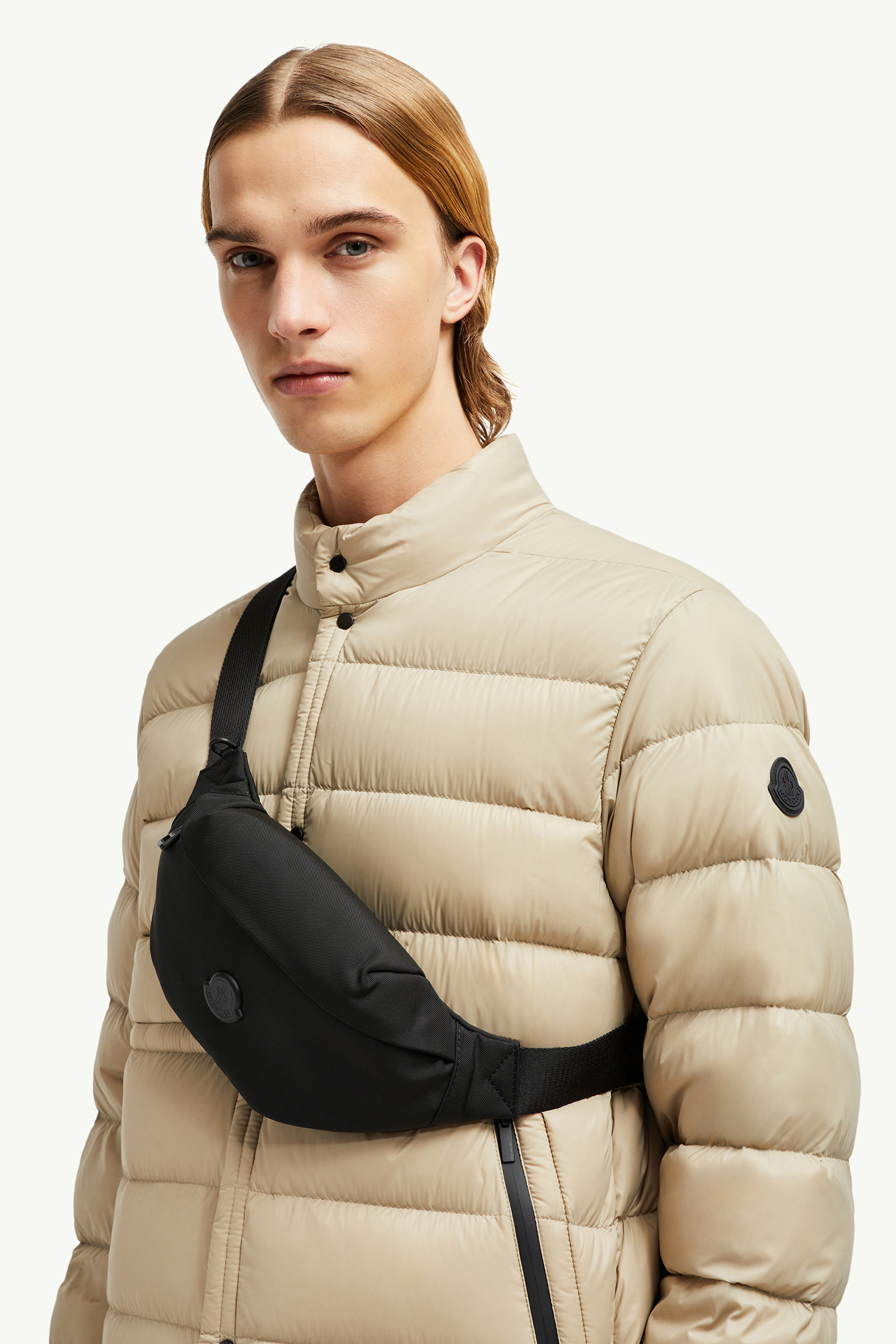 【関税込】新作◆MONCLER モンクレール◆Alchemy ベルトバッグ Alchemy男士腰包黑色– 包袋和拉杆箱– 男装| Moncler 盟可睐