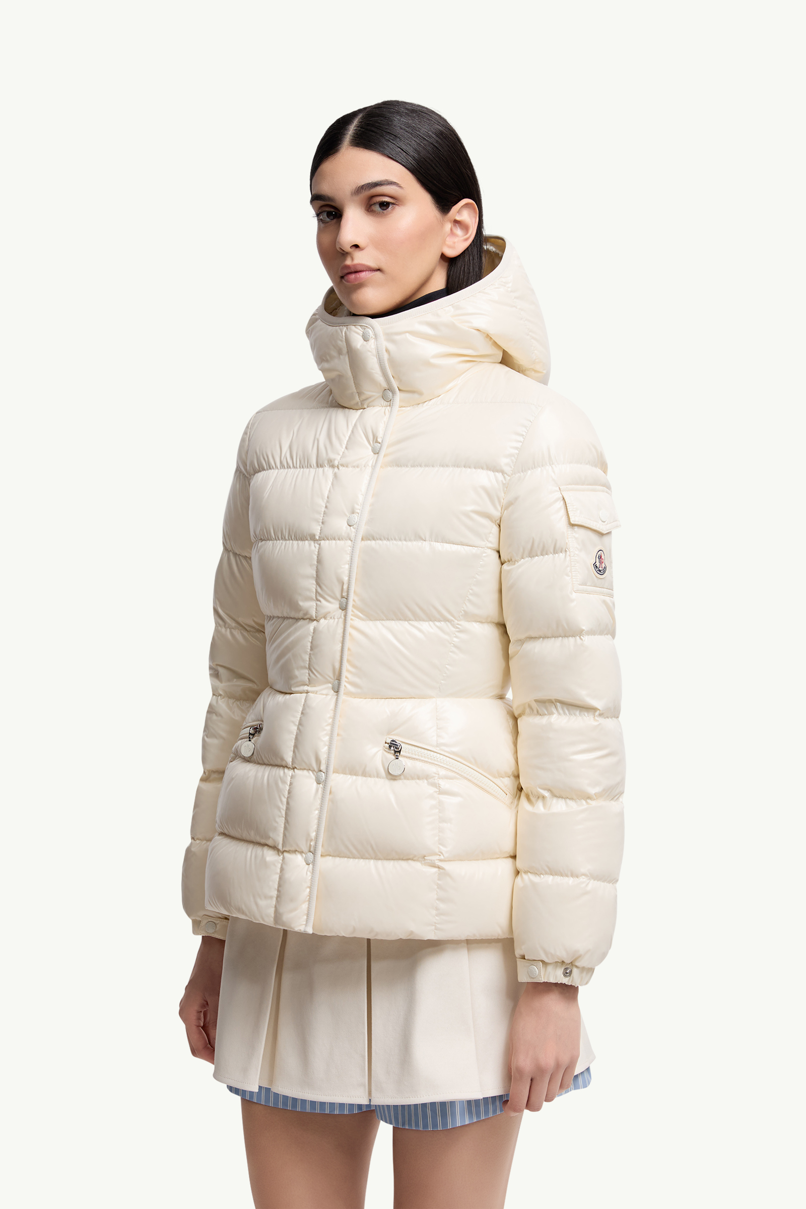 Moncler羽绒服。XS 新品 短款羽绒服- 女装- 外套| Moncler 盟可睐
