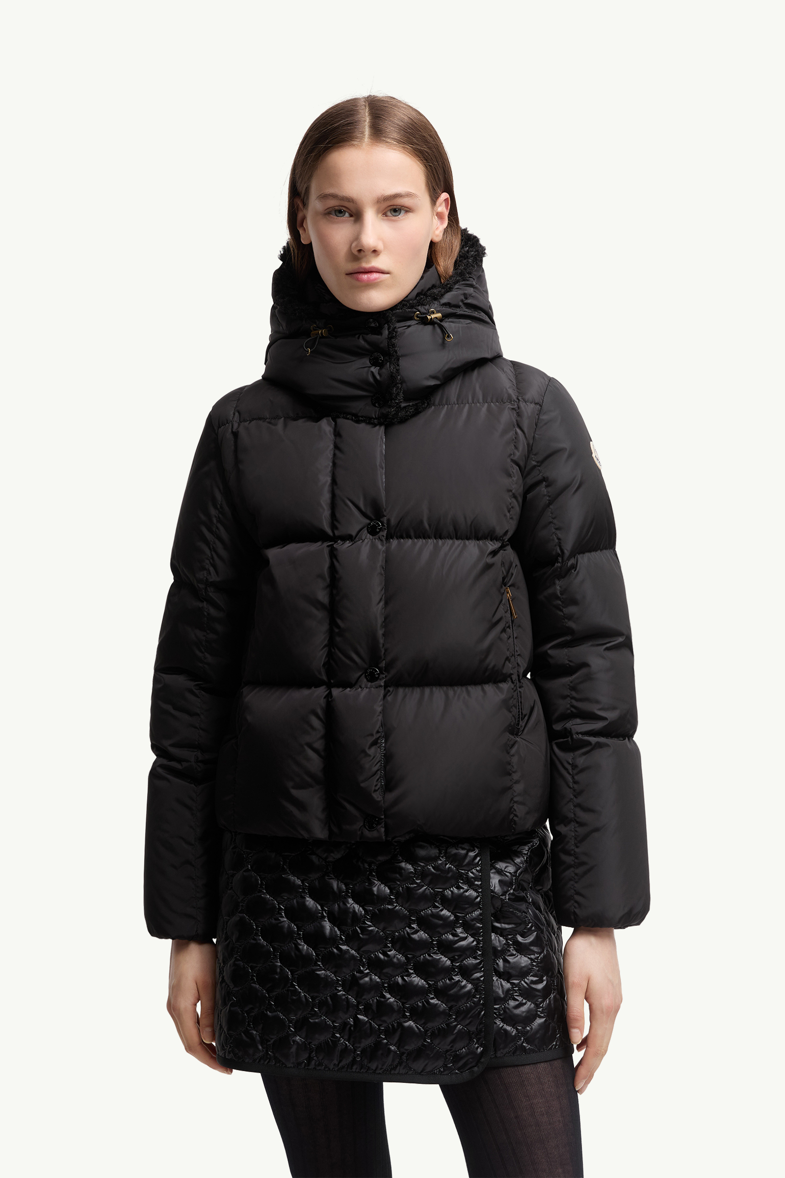 Moncler羽绒服。XS 新品 短款羽绒服- 女装- 外套| Moncler 盟可睐