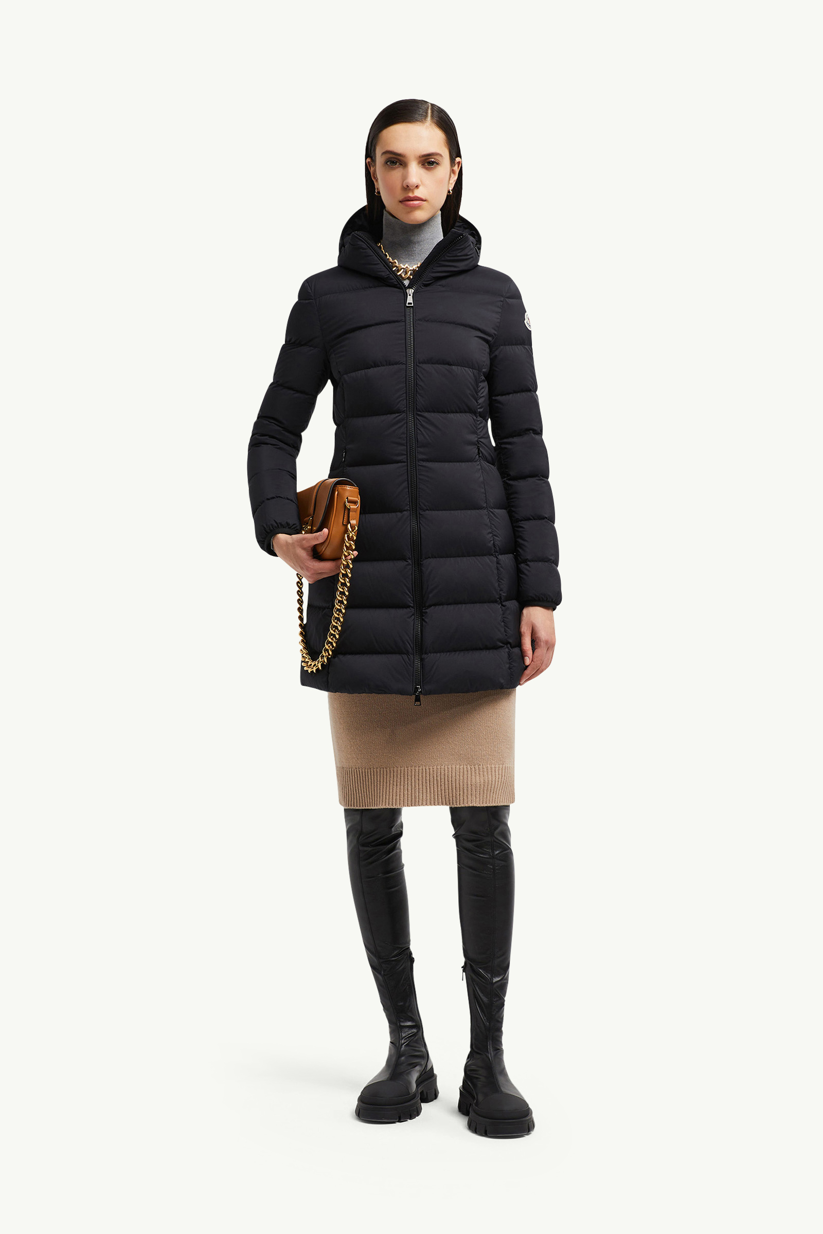 Aphroti长款女士羽绒服夹克外套黑色– 长款羽绒服– 女装| Moncler